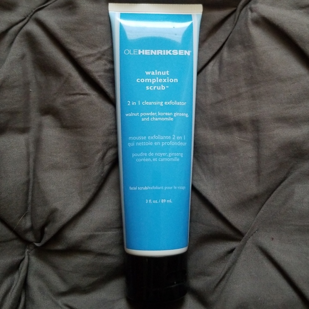 Ole henriksen 2 in 1 cleansing exfoliator.